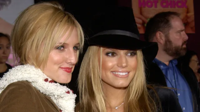 Ashlee Simpson and Jessica Simpson at the premiere of "The Hot Chick" in 2002