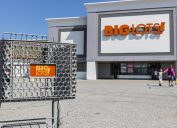 Kokomo - Circa August 2017: Big Lots Retail Discount Location. Big Lots is a Discount Chain Selling Food, Furniture and Housewares