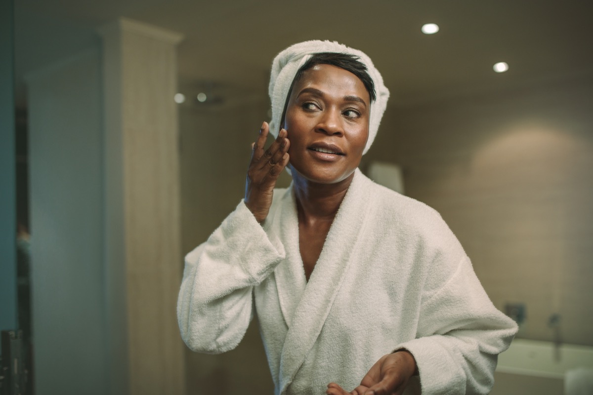 woman doing skincare