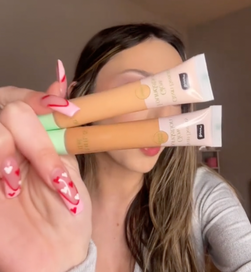 Still of influencer Alexis Simone reviewing Dollar Tree beauty products