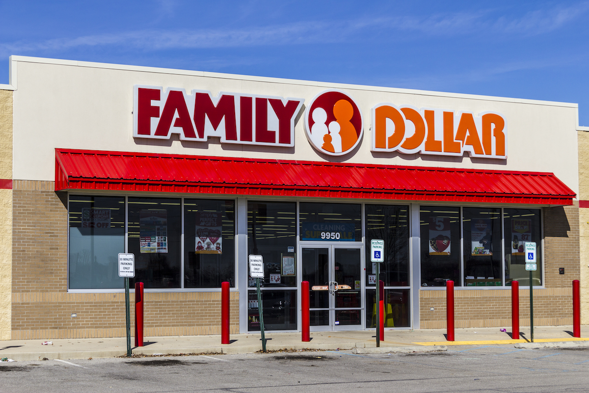 Family Dollar storefront