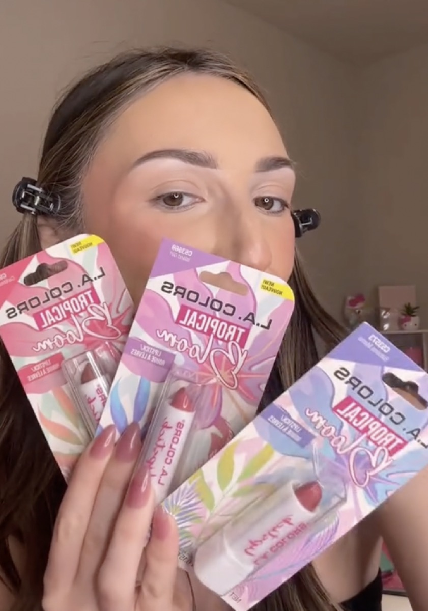 Beauty expert Alexis Simone shows off Dollar Tree LA Colors lipstick