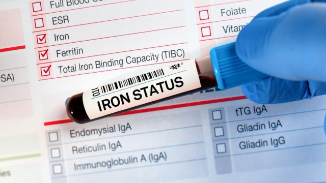 Blood sample tube for analysis of Iron Status Tests