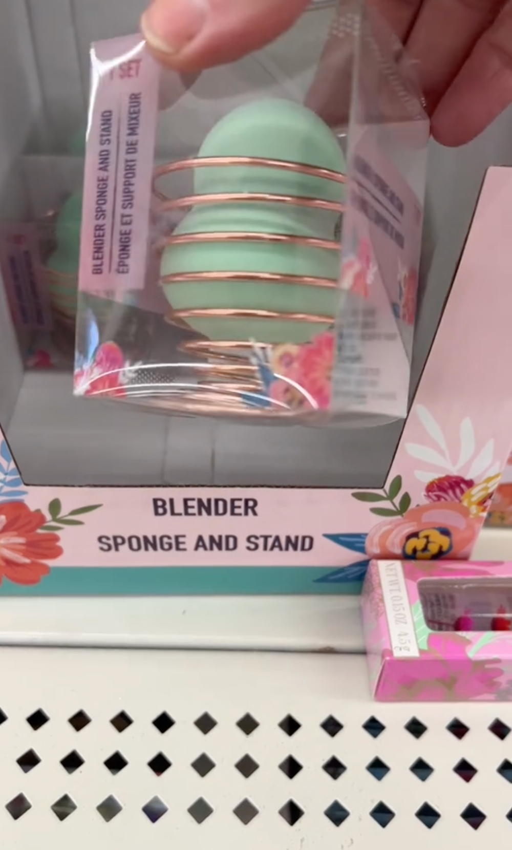 beauty sponge and holder