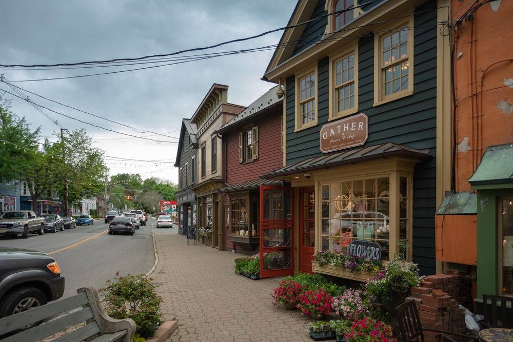 The main street of Frenchtown, New Jersey