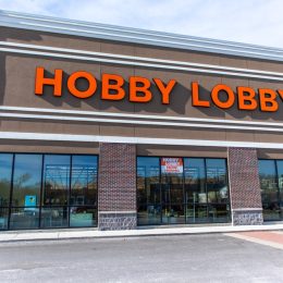 A Hobby Lobby storefront
