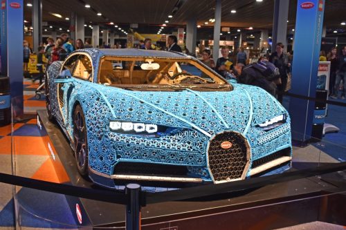  life-size Bugatti Chiron by LEGO Technic 