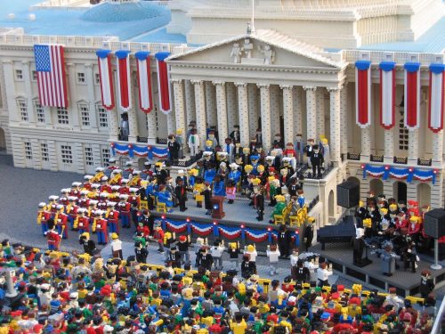 lego recreation of presidential inauguration of Barack Obama