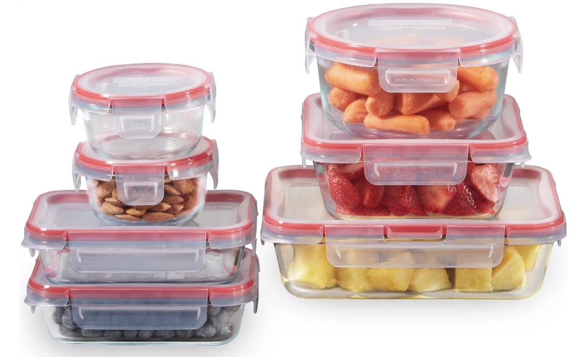 Pyrex glass food storage containers