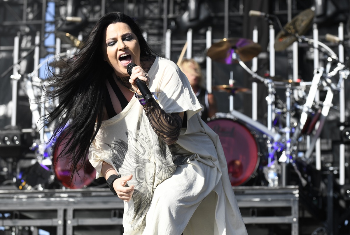Amy Lee of Evanescence performing