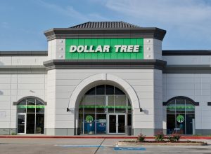 Dollar Tree storefront