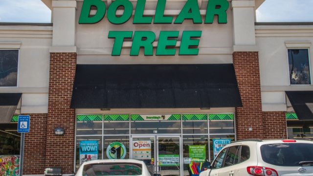 Dollar Tree sign and entrance