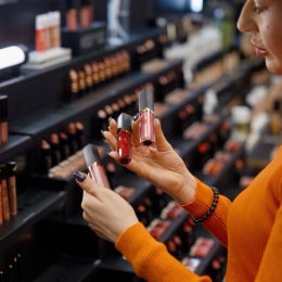 9 Best Rewards Programs for Free Makeup