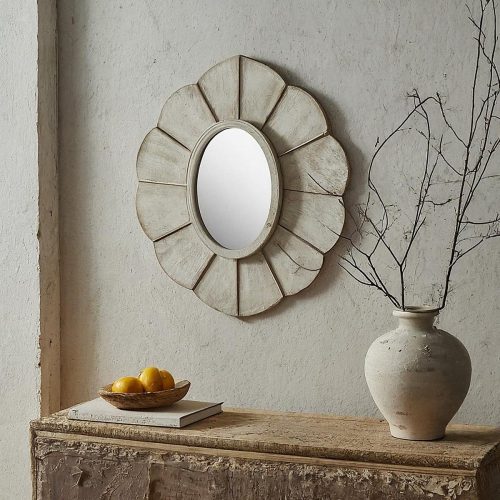 Hayli Scallop Mirror，wood and metal, white wash