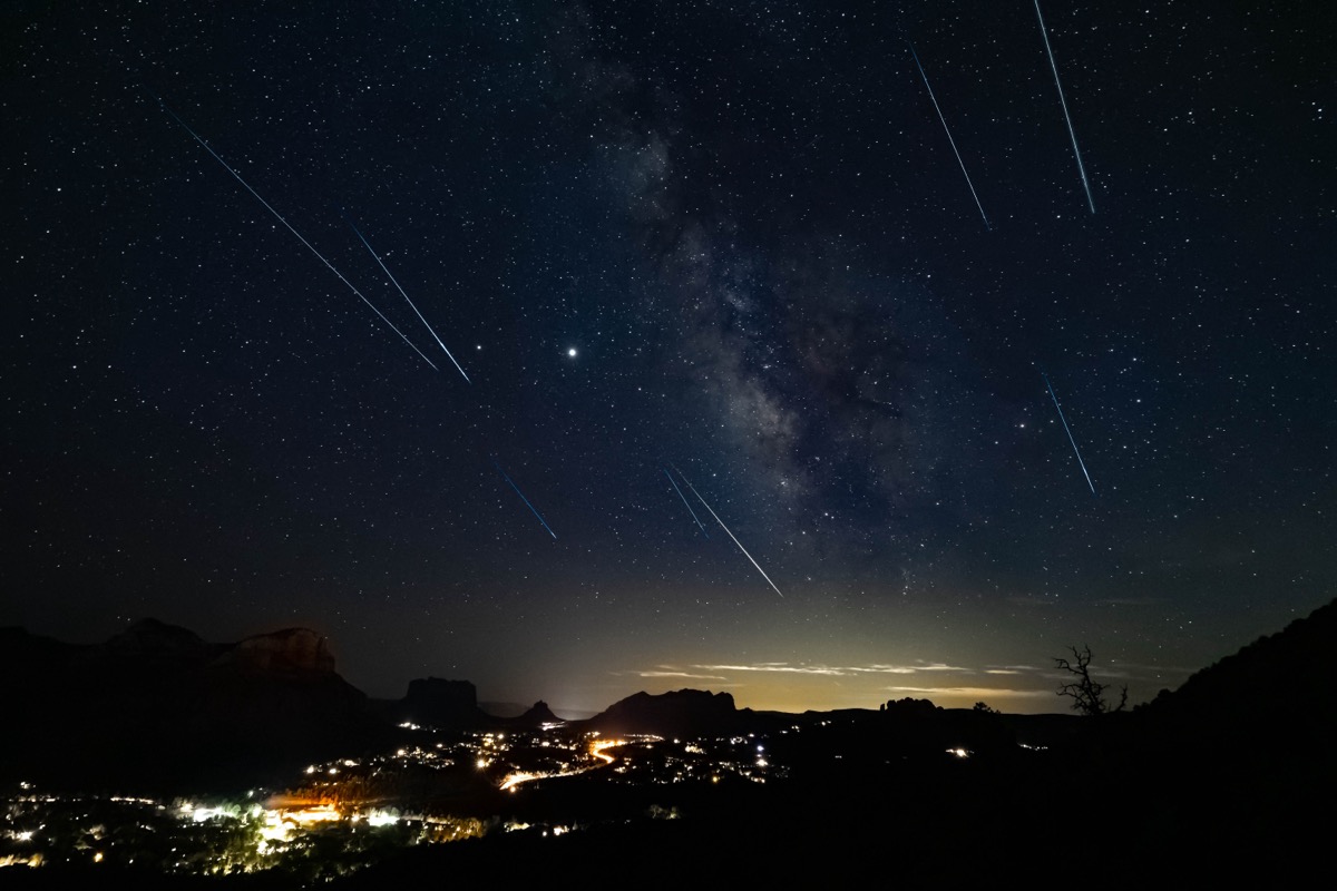 perseid meteor shower over sedona, az