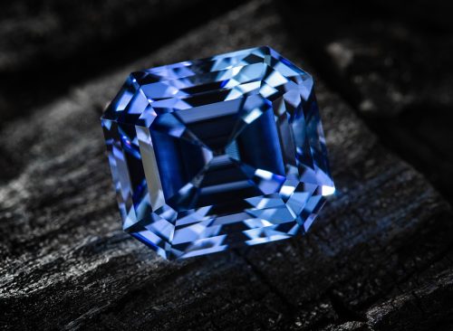 Sapphire gemstone 