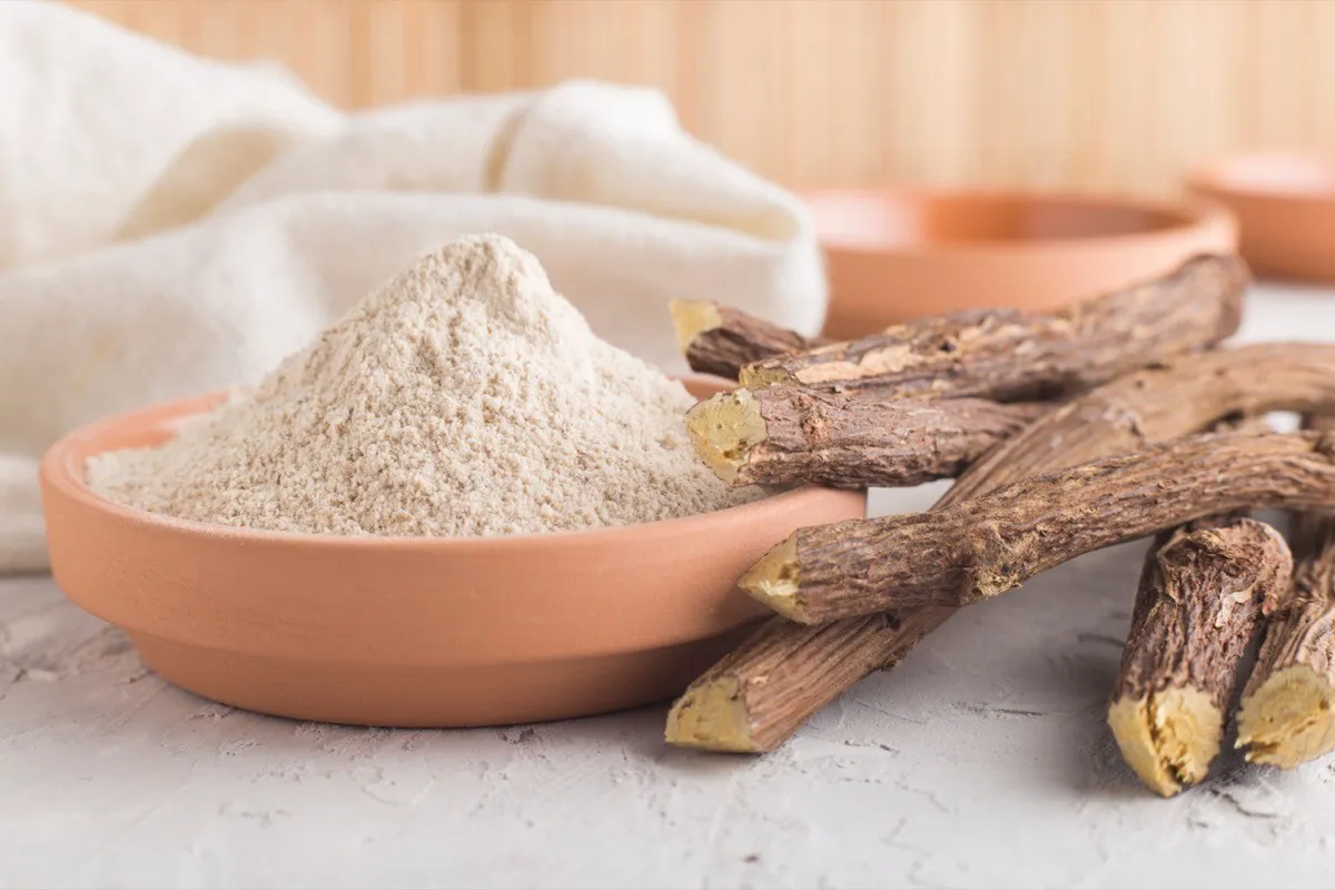 Powder and licorice root on the table