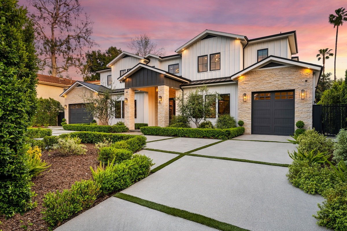 Looking for Instant Curb Appeal? These 10 Driveway Ideas Will Transform Your Home