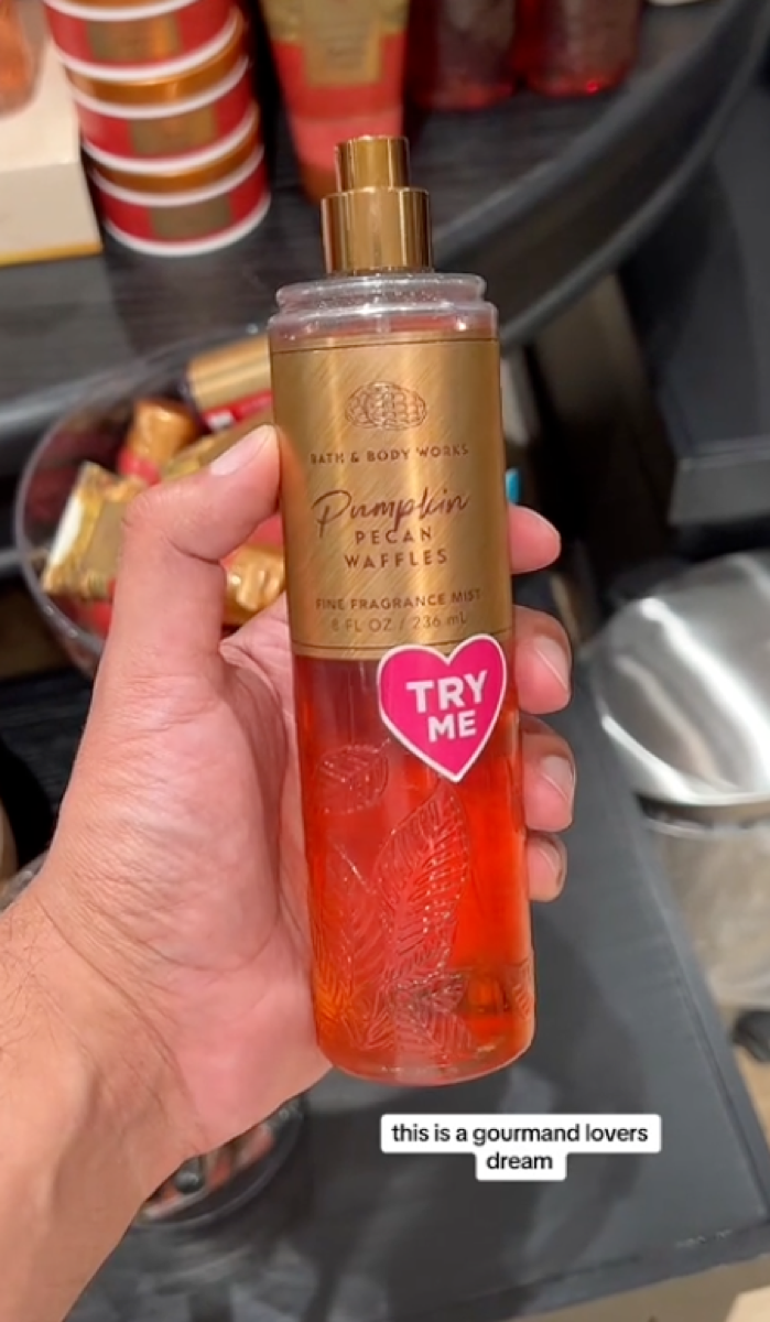 pumpkin-pecan-waffles-mist