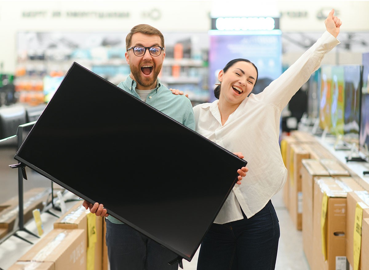 Costco Insider Guide to Finding the Best Deals on Big-Ticket Items