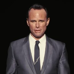 Is This the Most Binge-Worthy Sci-Fi Series of the Year?