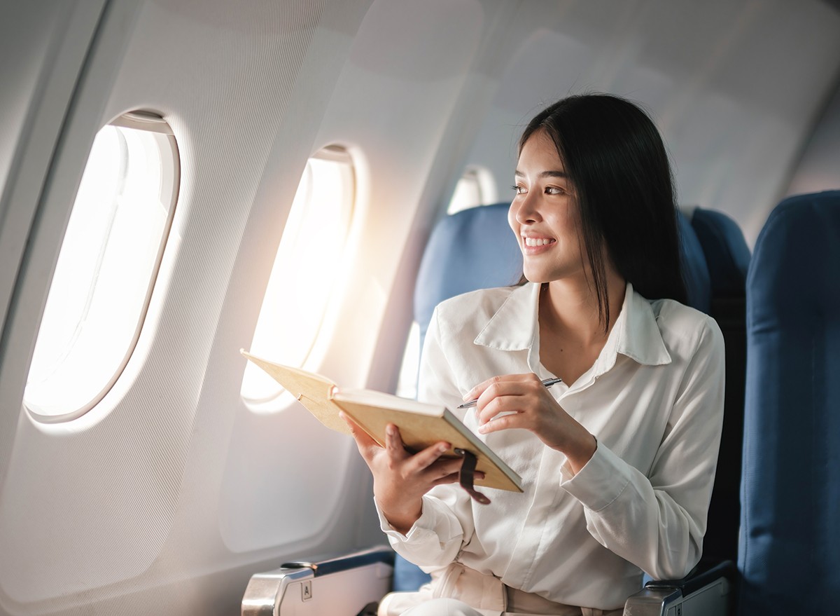 Doctor Shares Easy Way to Protect Against Germs on Airplanes