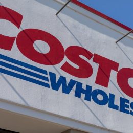 Why You Should Buy Gift Cards at Costco—And the 1 Time You Shouldn’t