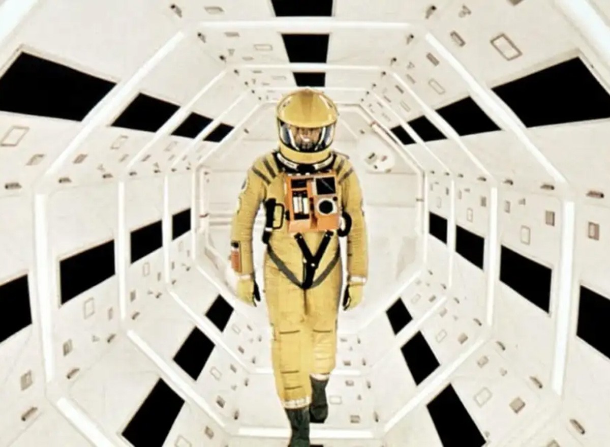 2001: A Space Odyssey (1968)