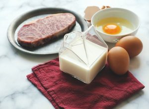 Doctor Warns That One Common Diet Approach Can Actually "Accelerate Aging"