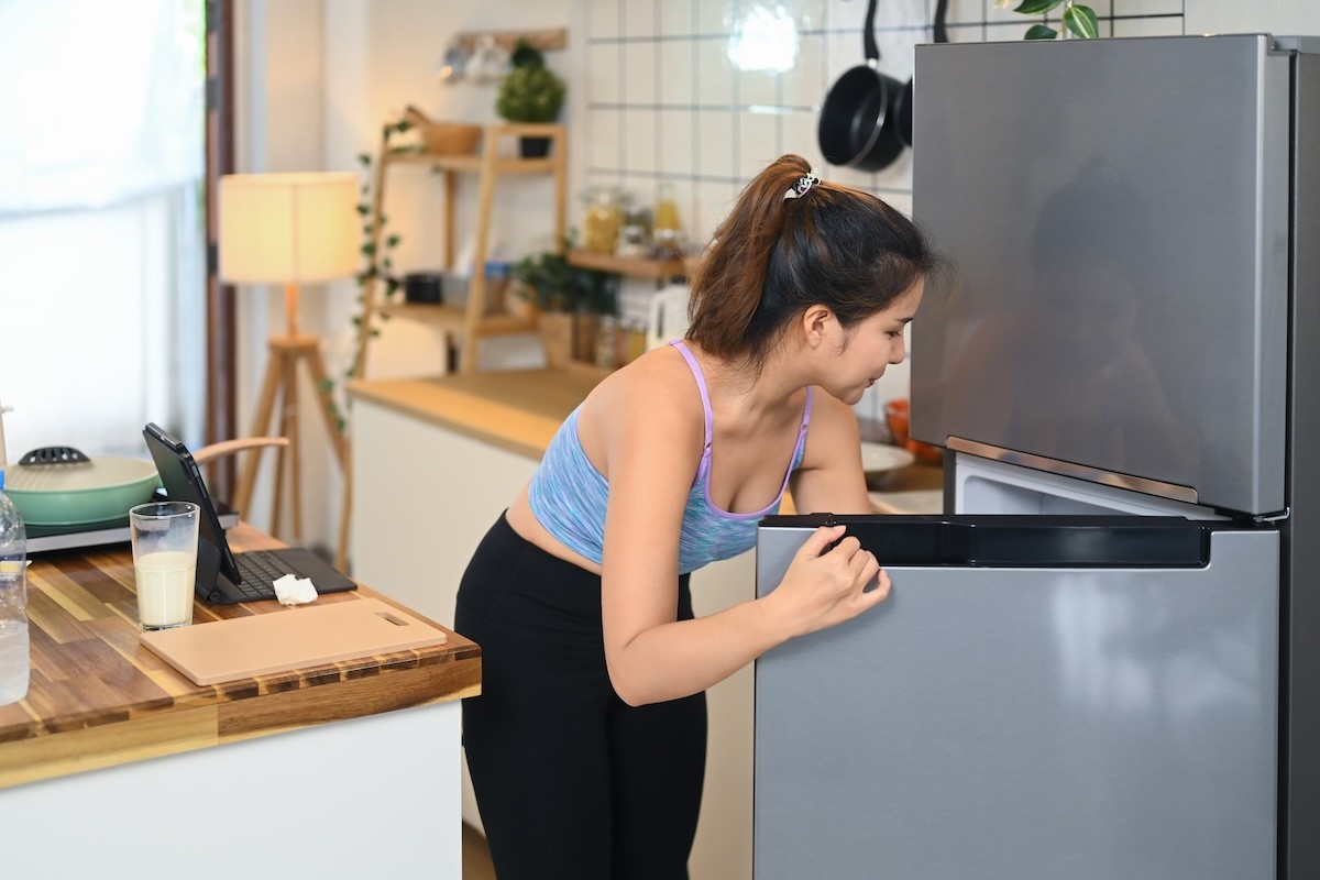 Want to Lose 100 Pounds? Try This Dietitian’s 2-Ingredient Snack