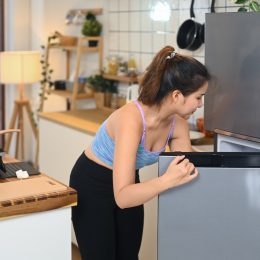 Want to Lose 100 Pounds? Try This Dietitian’s 2-Ingredient Snack