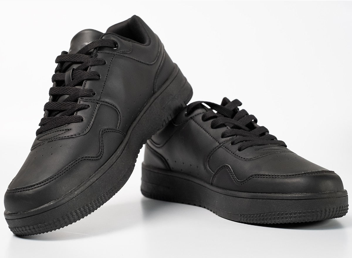 Clunky, heavy black shoes