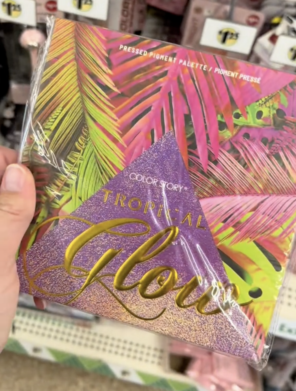 Eyeshadow palette from Dollar Tree