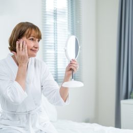 Health Coach Shares 3 Simple Things That Will "Instantly" Make You Look Younger