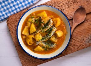 101-Year-Old Doctor Reveals What He Always Eats for Longevity