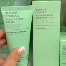 These 10 Dollar Tree Items Have “So Many Bad Ingredients,” Shopping Influencer Shares