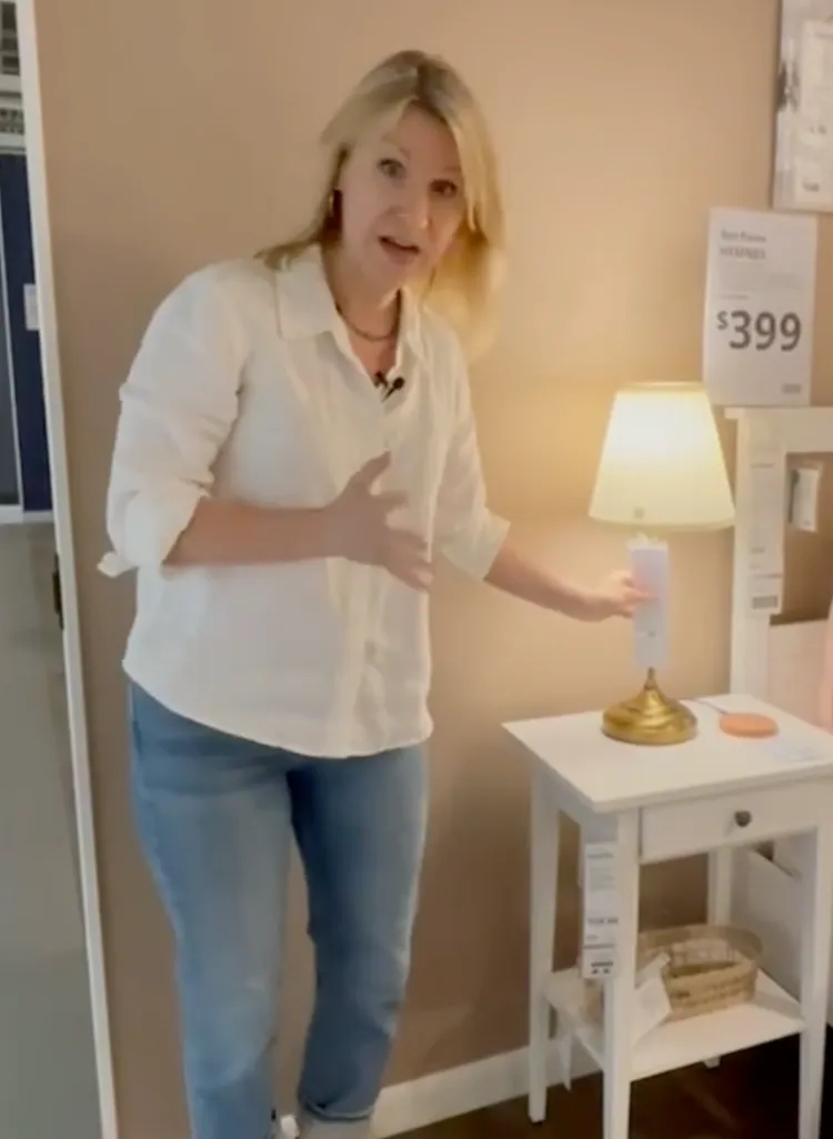 ÅRSTID table lamp