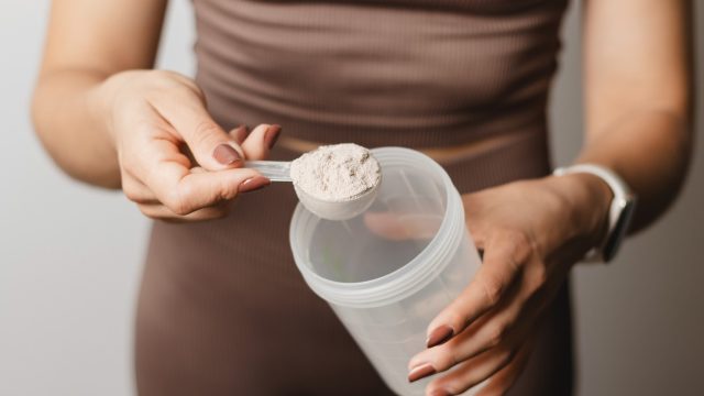 Chef Who's Worked With Tom Brady Says This Is the Best Type of Protein Powder