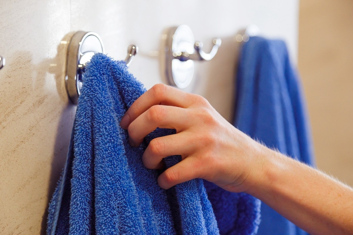 How Often Do You Wash Your Towels? Doctor Warns They're Probably Full of "Infectious Bacteria"