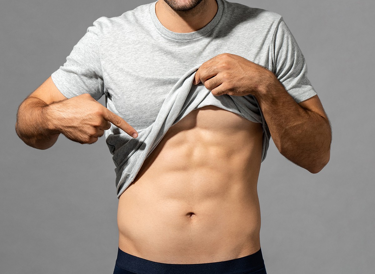 Personal Trainers Reveal the Best Move for Sculpted Abs