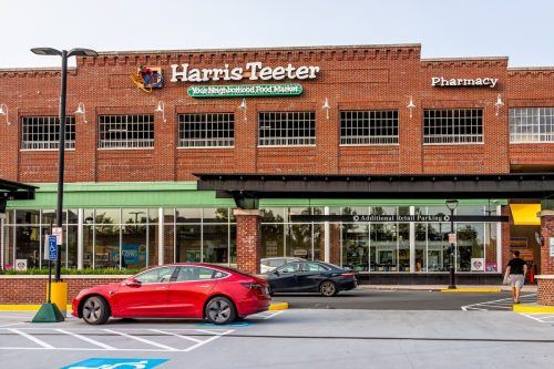Harris Teeter Kroger grocery store