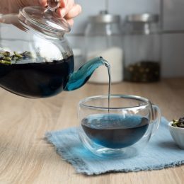 Butterfly Pea Flower: What Is It and How Can This Tea Improve Your Health?
