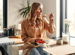 Experts Reveal the Best Time of Day to Eat for Maximum Weight Loss