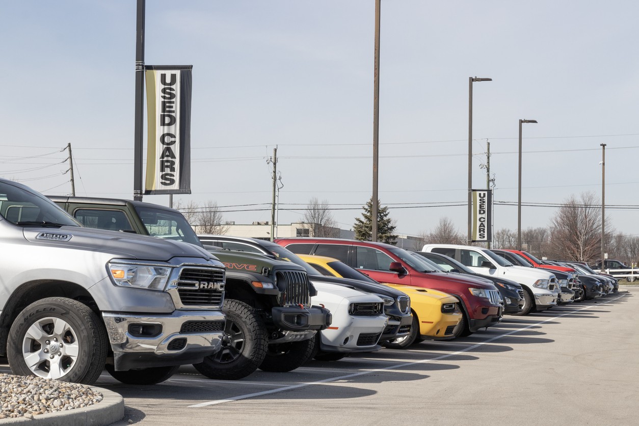 5 Things to Look for When Buying a Used Car, Expert Says