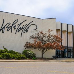 Lord & Taylor Is Making a Comeback in 2025—Here's When and Where You Can Shop