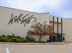 Lord & Taylor Is Making a Comeback in 2025—Here's When and Where You Can Shop