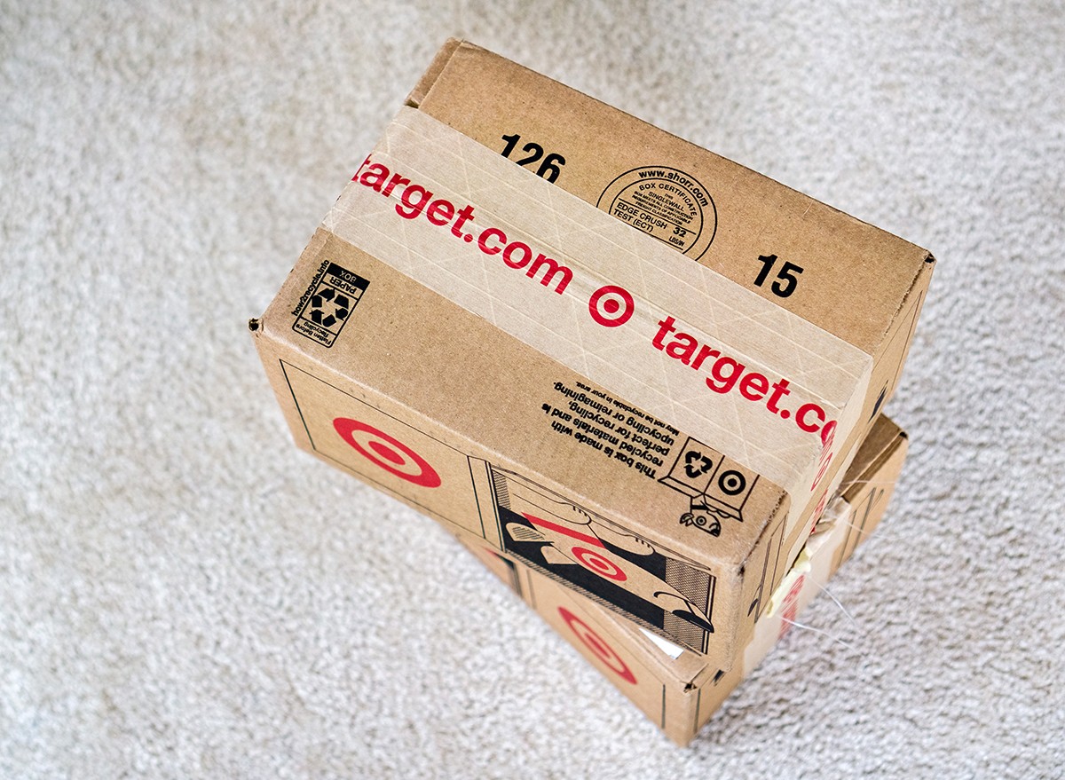 Target boxes on carpet