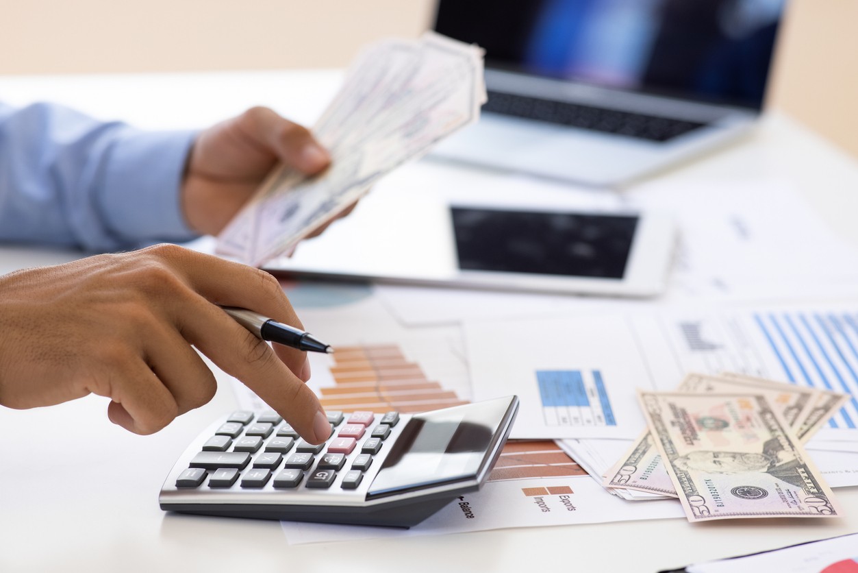 Want to Save Money on Your 2024 Taxes? Do These 8 Things Now, Finance Experts Say