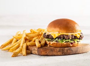 This Once-Popular Chain Restaurant is Making a Big Comeback and Fans are “Obsessed”