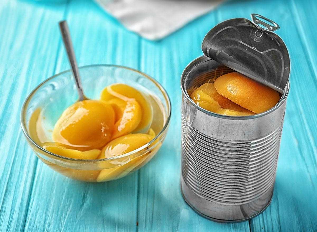 Canned peaches in a bowl
